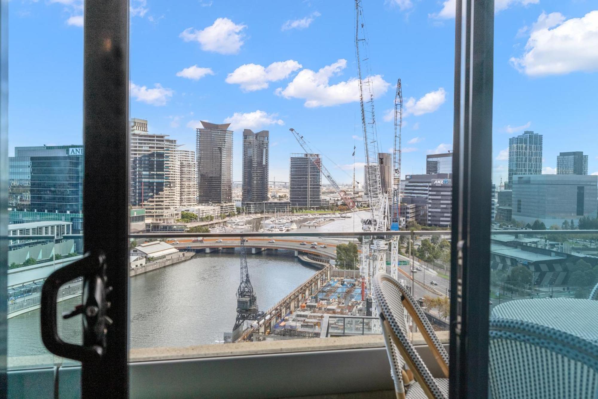 Resort Style Living Yarra Wharf Melbourne Eksteriør billede